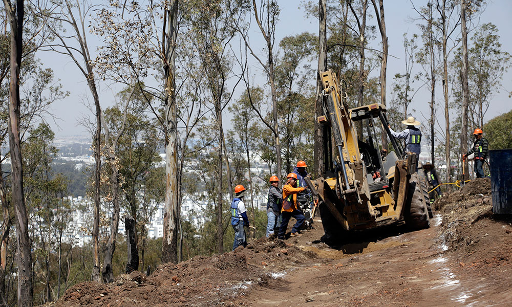 Afirman vestigios arqueológicos en cerro de Amalucan