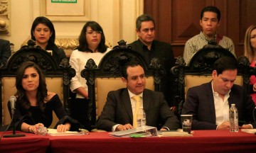 Avalan licencia para siete regidores chapulines