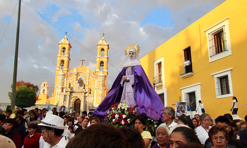 Galería: Viven Viacrucis Angelopolitano por segundo año