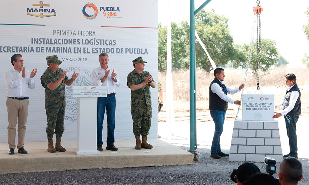 Colocan primera piedra de infraestructura de Semar en Puebla