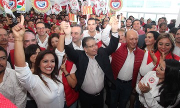 Se suman Lastiri y Ceja a Siete Puntos de Meade