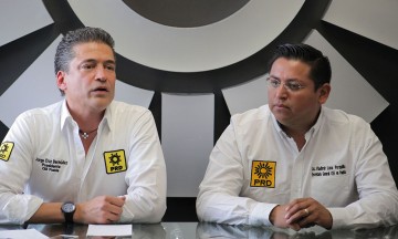 Planta Ramos a líderes perredistas