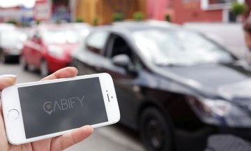 Refuerza Cabify seguridad 