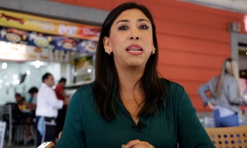 Acusa Estela Pimentel que académicos la quieren bajar