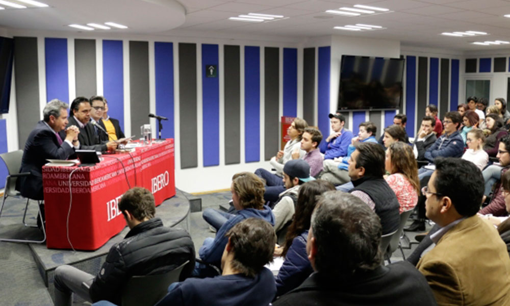 Ibero dialoga con Coparmex temas del TLCAN