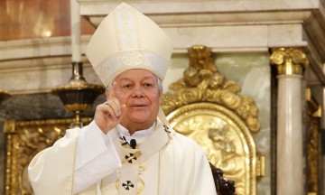  Alerta Arzobispo de sacerdote pirata