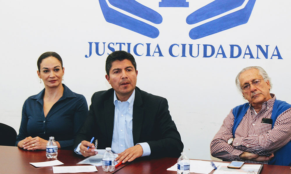 Impugna Eduardo Rivera por tener boletas con fotos