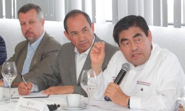 Miguel Barbosa acatará lineamientos para debate