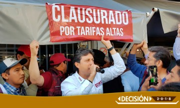 Impide personal de Agua de Puebla clausura simbólica