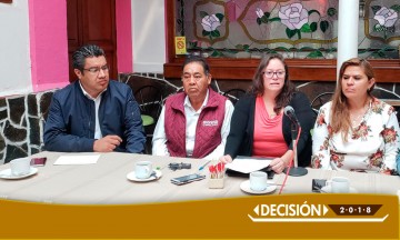 Acusan imposición de hijo de Chevalier en planilla