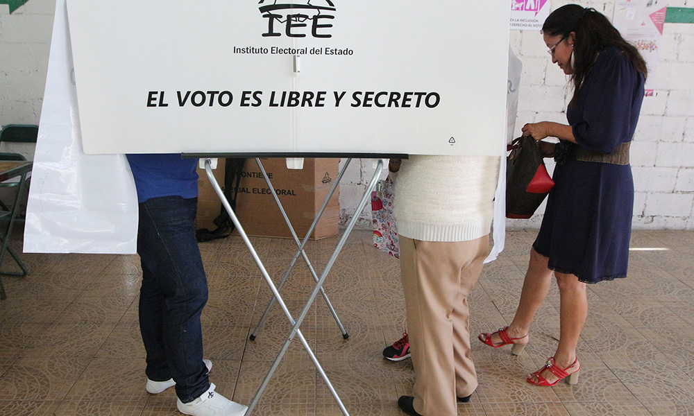 Se abstienen de votar 3 de cada 10 poblanos; 100 mil lo anularon