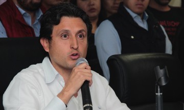 José Juan Espinosa rechaza constancia de mayoría