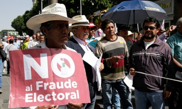 Morenistas se unen a marcha contra el presunto fraude