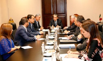 Instauran Comisi&oacute;n de Transici&oacute;n para el gobierno