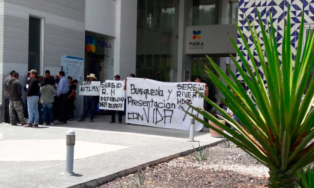 Toman el CIS Tehuacán para exigir justicia para activista desaparecido