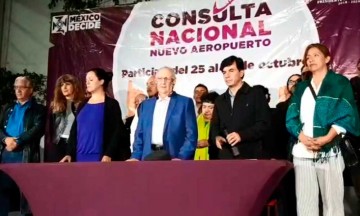 Gana Santa Lucía, propuesta de AMLO 