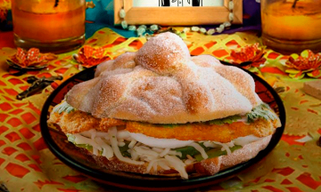 ¡Lo hacen de nuevo! Presentan cemitas en pan de hojaldra