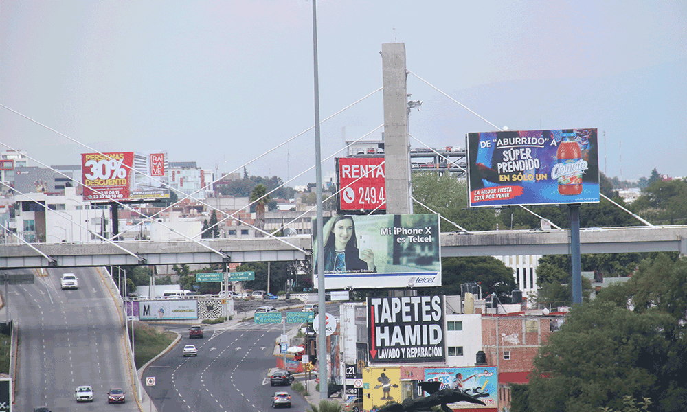 Regula Congreso sobre espectaculares en áreas verdes