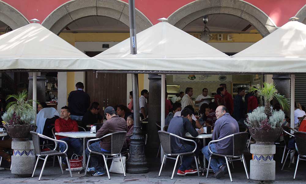 Afectan ambulantes e inseguridad 20% las ventas de restauranteros