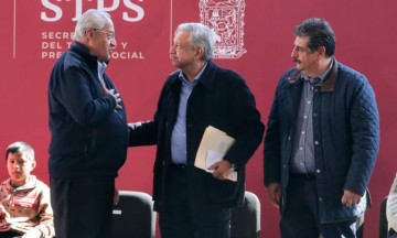 Pide López Obrador a la FGR y a la Fepade cuidar la elección