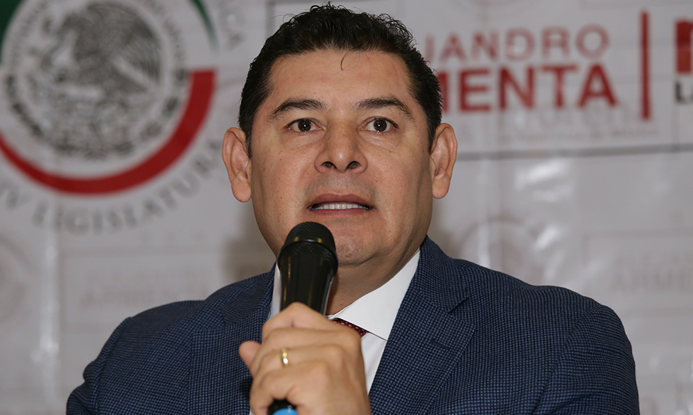 Armenta no quita el dedo del renglón, va por la gubernatura 