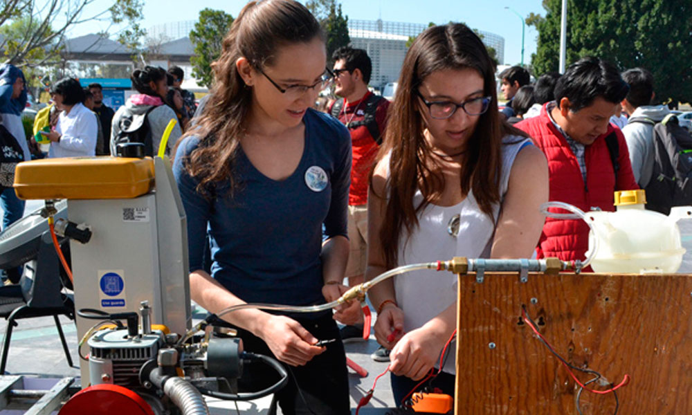 BUAP celebra Día Internacional de la Mujer y la Niña en la Ciencia