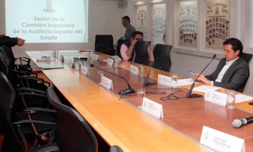 Plantan diputados a José Juan Espinosa