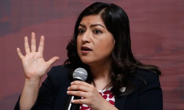 En dos semanas, plan para reordenar a ambulantes: Rivera