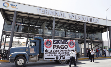 Bloquea sindicato terminal de RUTA para exigir pago