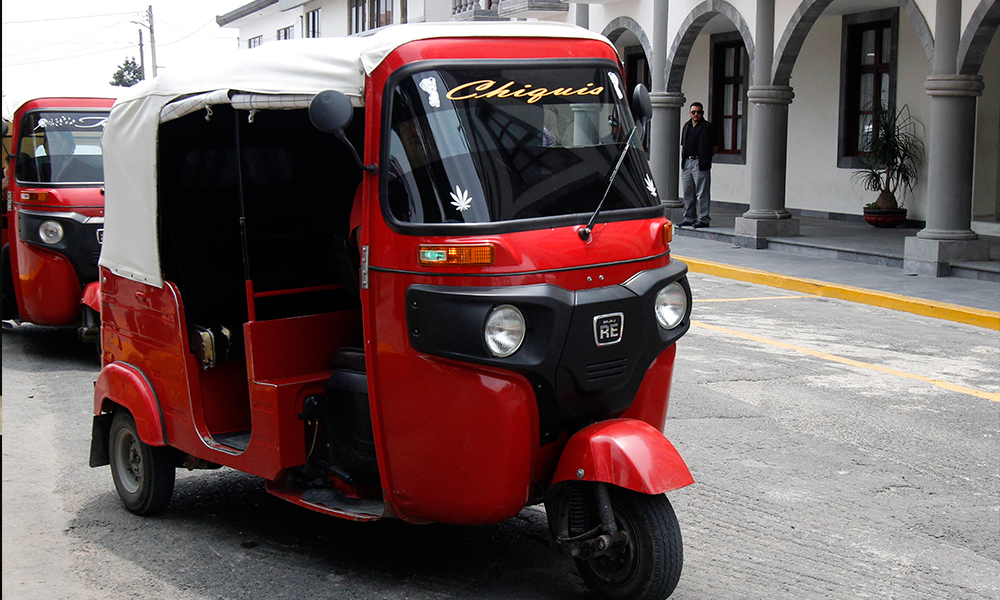 Proponen frenar operativos a mototaxis