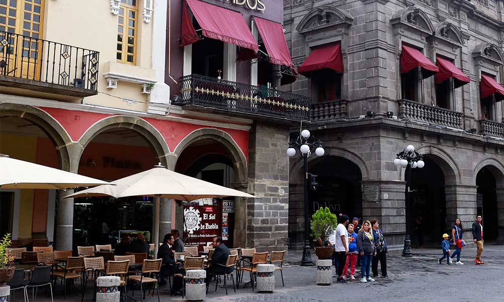 Turistas visitan Puebla pero no se quedan, lamentan hoteleros