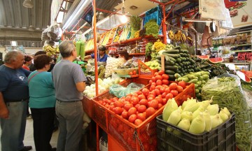 Poblanos, sin suficientes ingresos para la canasta básica