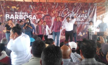 Vengo a comprometerme… No les voy a fallar: Barbosa en Zacatlán