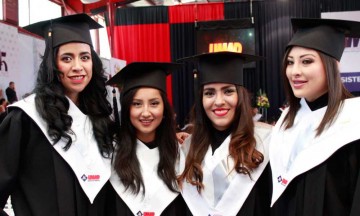 Celebran la culminación de sus estudios