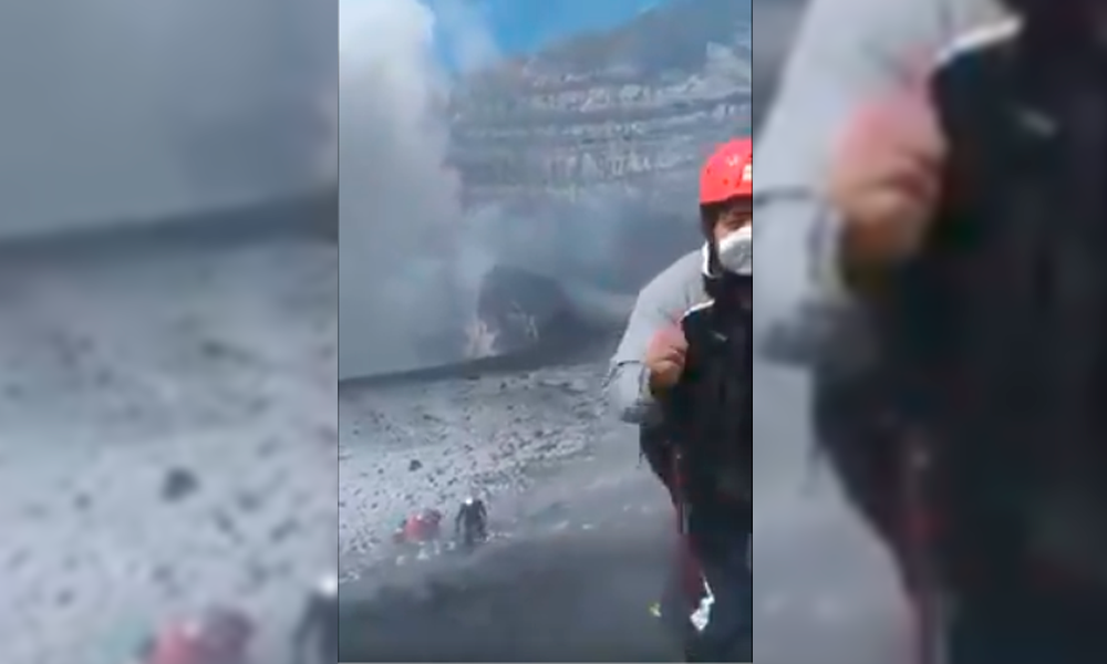 Montañistas en cráter del Popocatépetl son captados en video