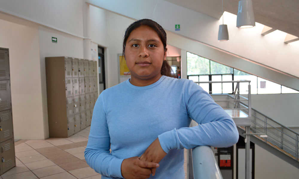 Hablantes de lenguas indígenas no la hablan por ser estigmatizados: alumna de la BUAP