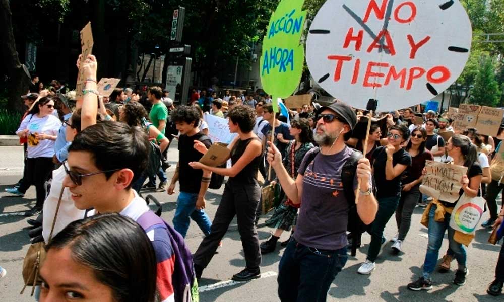 Participa Puebla en huelga Mundial por el Clima