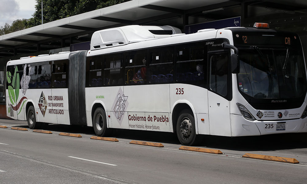 [FOTOS] Actualizan logo de unidades RUTA y ambulancias