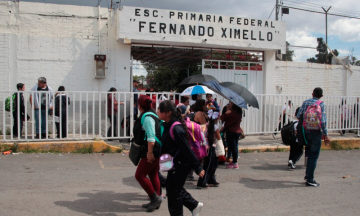 Intentan resolver conflicto en escuela Francisco Ximello