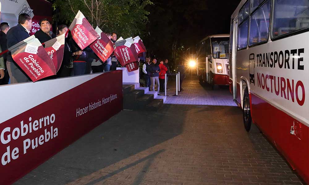 Barbosa da banderazo al transporte público nocturno