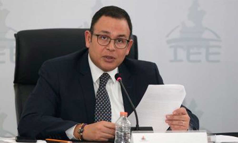 Jacinto Herrera renuncia al IEE y se lleva su aguinaldo