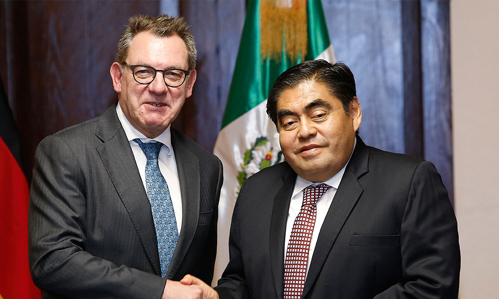 Se reúne Miguel Barbosa con Peter Tempel, embajador alemán
