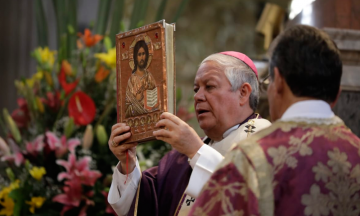 Reconoce Arzobispo que hay un padre investigado por pederastia