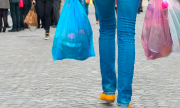 ¿Cómo me afecta que estén prohibidos los plásticos en comercios?