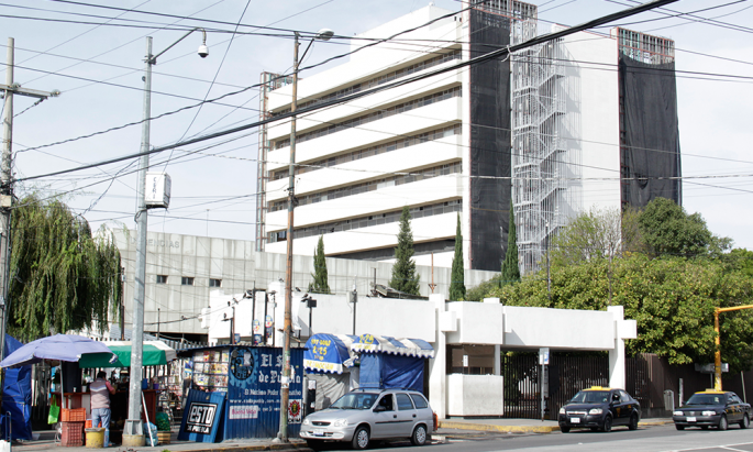 Puebla tira 427 mdp en hospital inservible