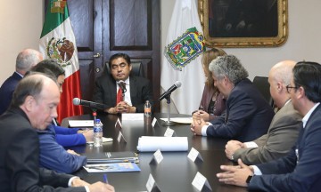 Barbosa gestiona alianzas con universidades de Florida