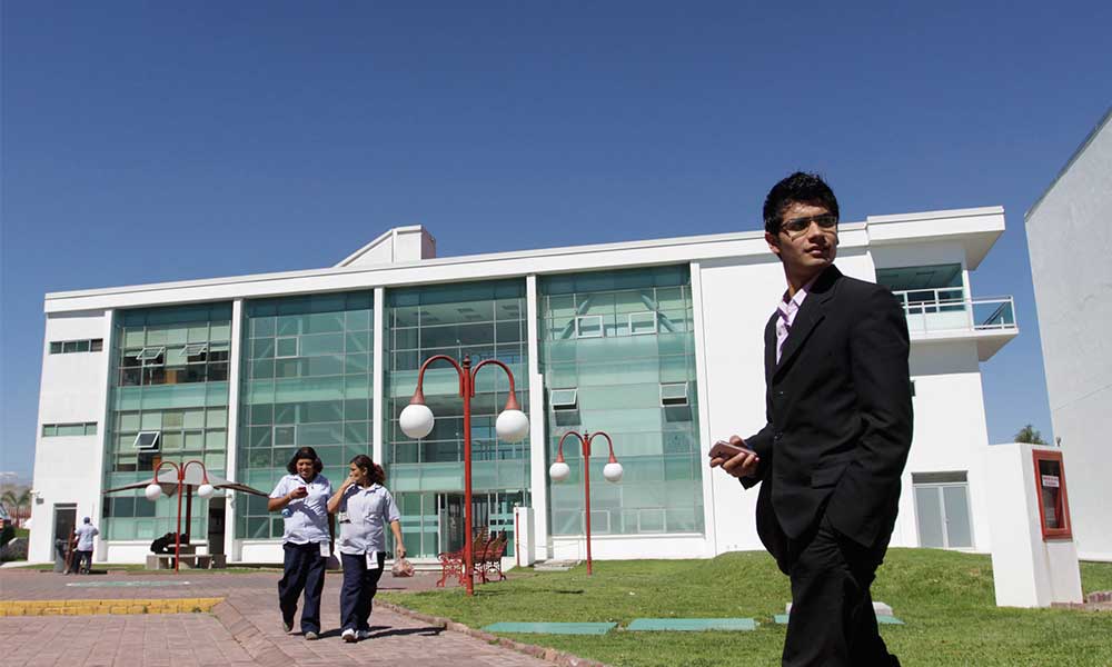 UVM también cancela clases presenciales en Puebla