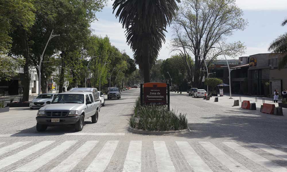 COVID-19: Bares en avenida Juárez sufren pérdidas y cierres