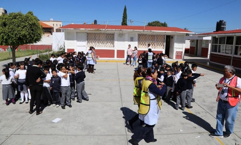 Exhortan a escuelas privadas de Puebla a condonar colegiaturas 