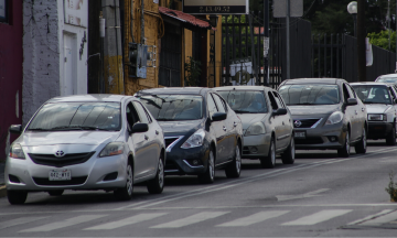 Hoy No Circula: Sólo podrán viajar 3 personas en autos particulares